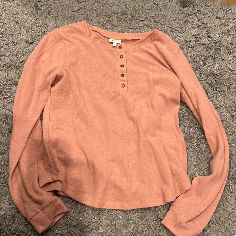 women’s soft light pink long sleeve top